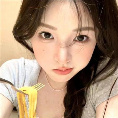 眼里余光都是你